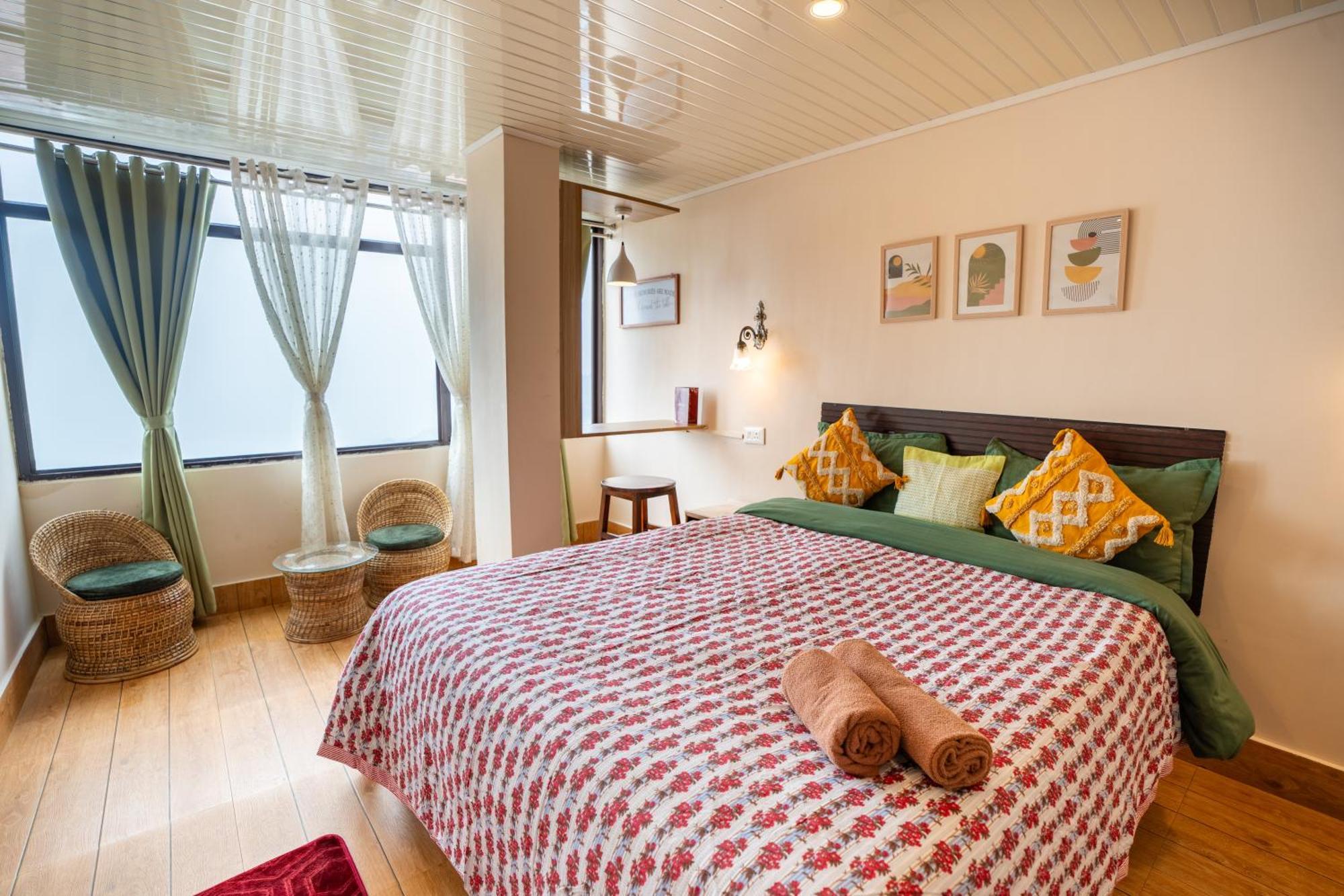 Monratino Himadrie -2 Mins Walk From Mall Road - All Rooms Have Kanchenjunga Mountain View Darjeeling  Bagian luar foto
