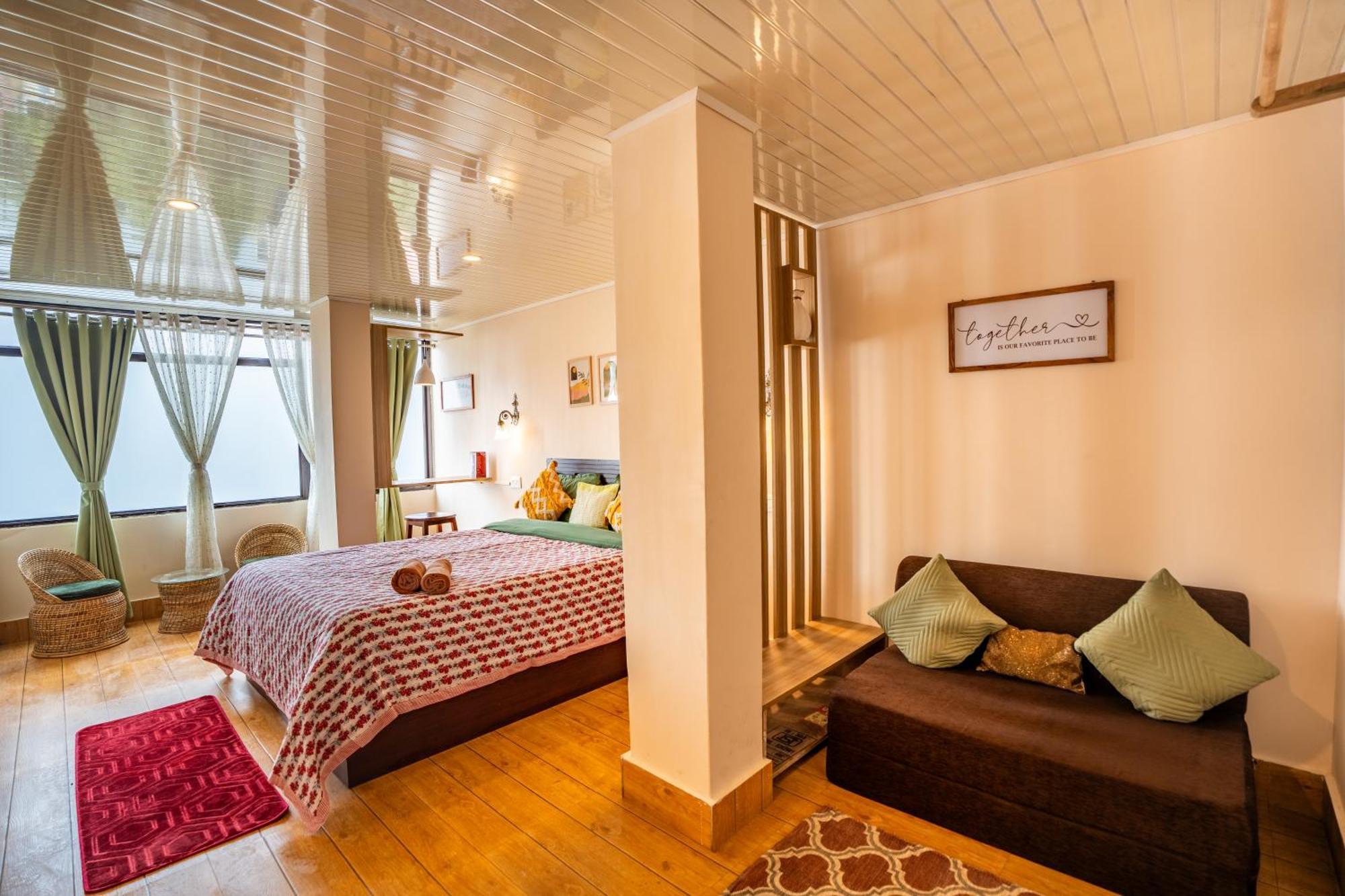 Monratino Himadrie -2 Mins Walk From Mall Road - All Rooms Have Kanchenjunga Mountain View Darjeeling  Bagian luar foto